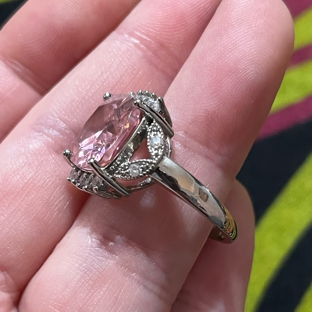 Pink CZ Sterling Silver 925 Cocktail Size 7 1/2 Ring - Picture 4 of 7